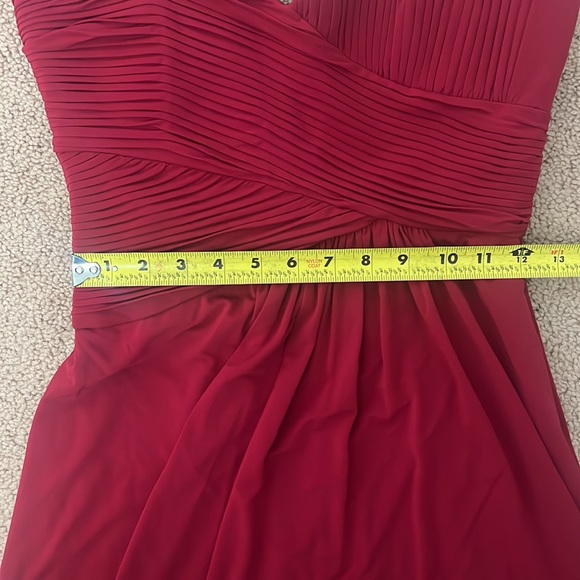 bebgmaxazria Red strapless ❤️ heart dress size2 - Picture 7 of 9
